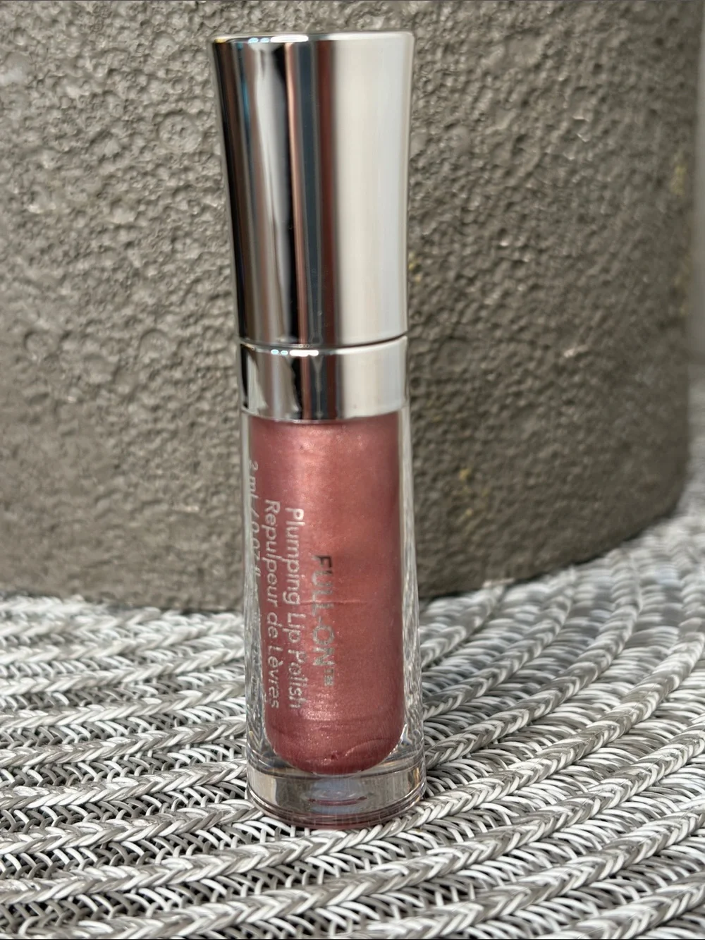 Buxom nwt shade